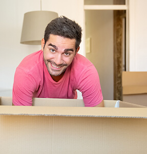 Friendly and Experienced Sydney Removalist Team at Work